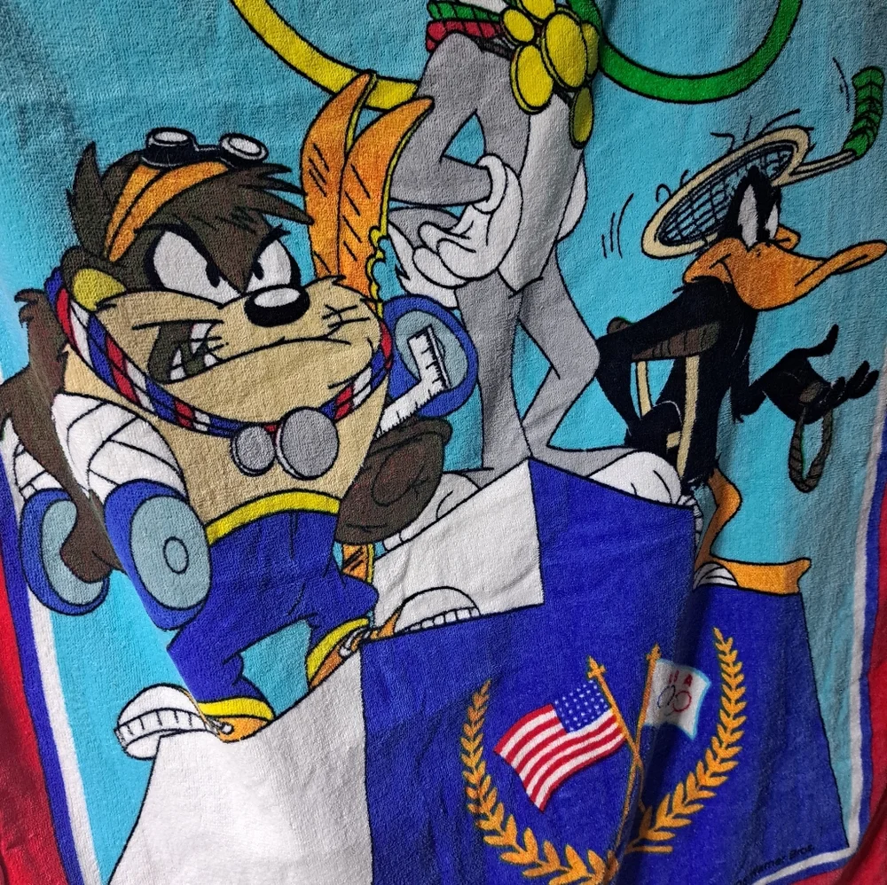 Vintage 1995‎ Looney Tunes USA Olympics Towel Bugs Bunny Taz Daffy Duck